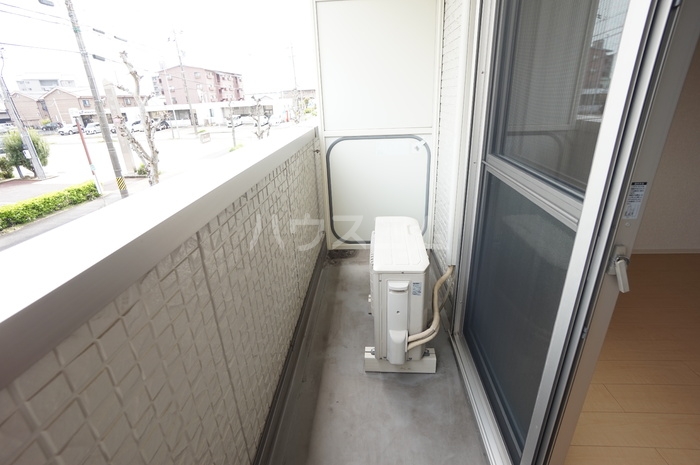 18/28 バルコニー