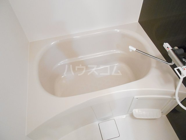 17/30 浴室