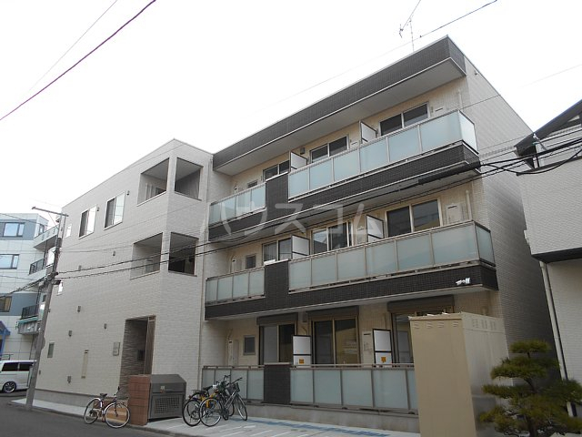 2/30 外観