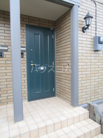 2/4 エントランス