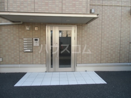 13/24 エントランス