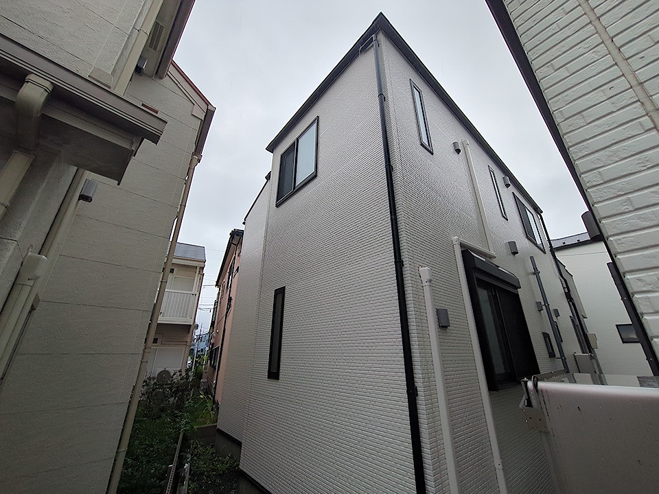 2/30 外観