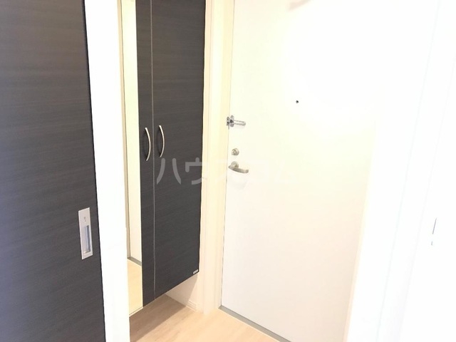 13/30 玄関