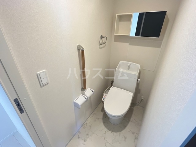 14/30 トイレ