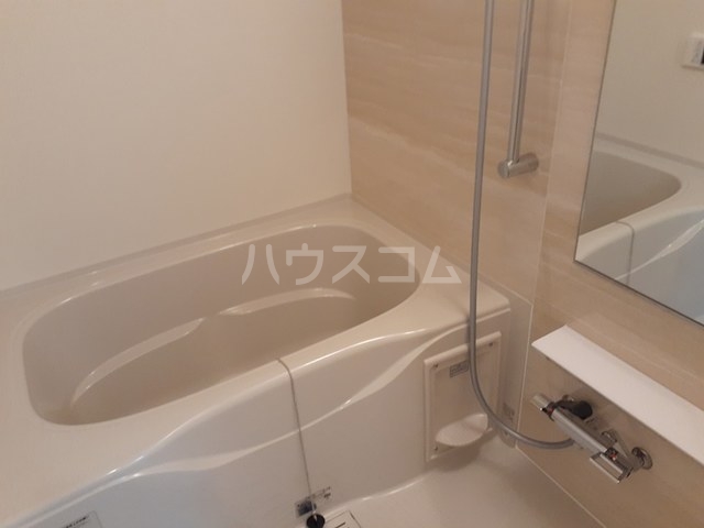 14/30 浴室