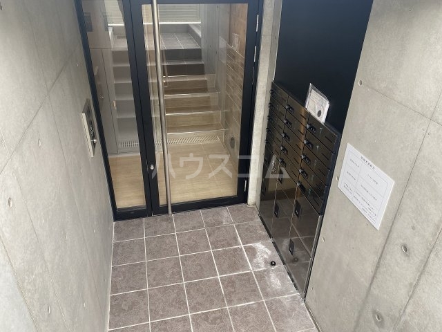 20/29 エントランス