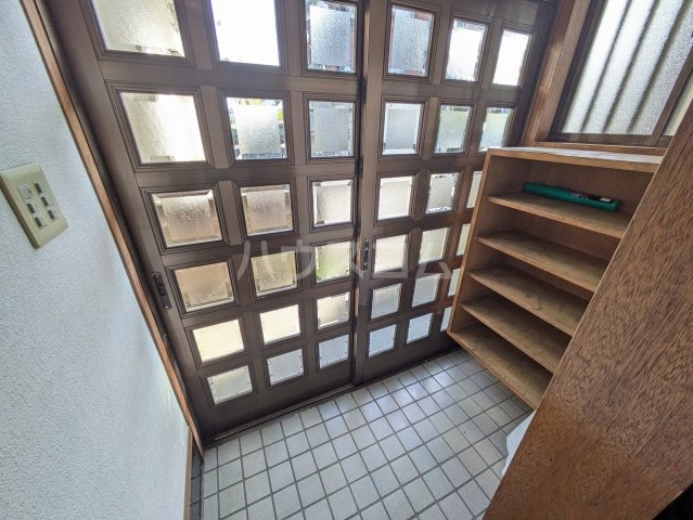 17/30 玄関
