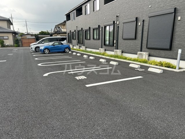 25/30 駐車場