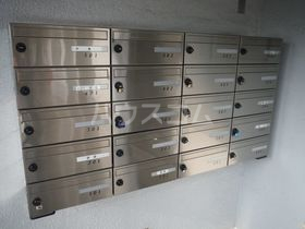 18/20 エントランス