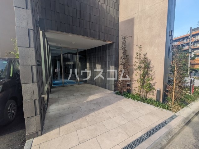 22/30 エントランス