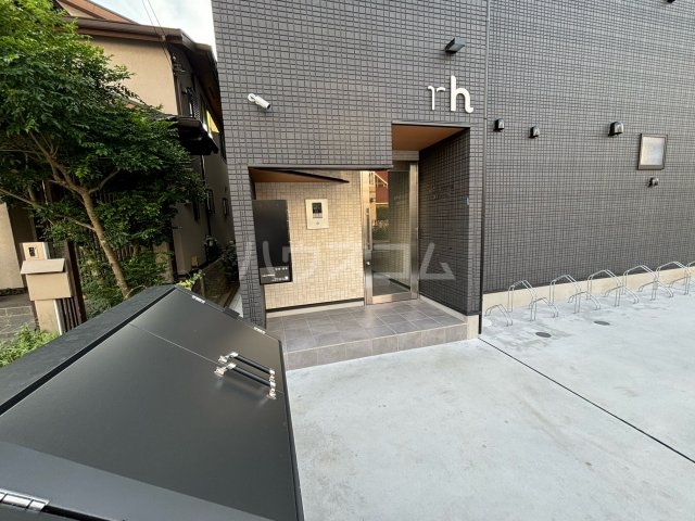 29/30 エントランス