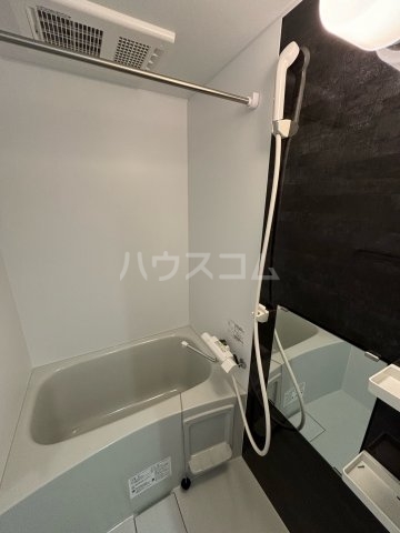 13/30 浴室