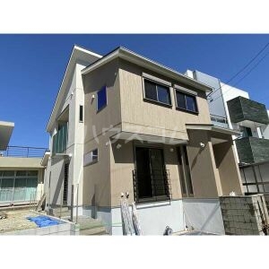 15/23 エントランス