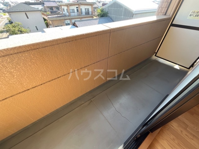 19/27 バルコニー