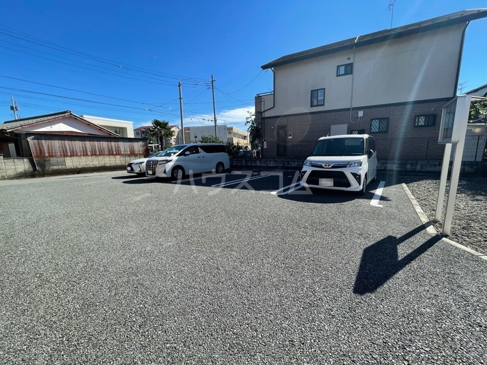 20/21 駐車場
