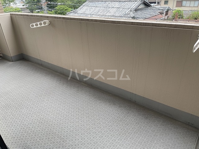 14/27 バルコニー