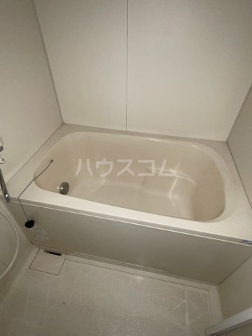 17/30 浴室