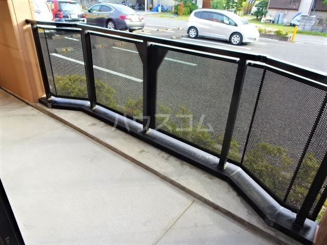 19/26 バルコニー