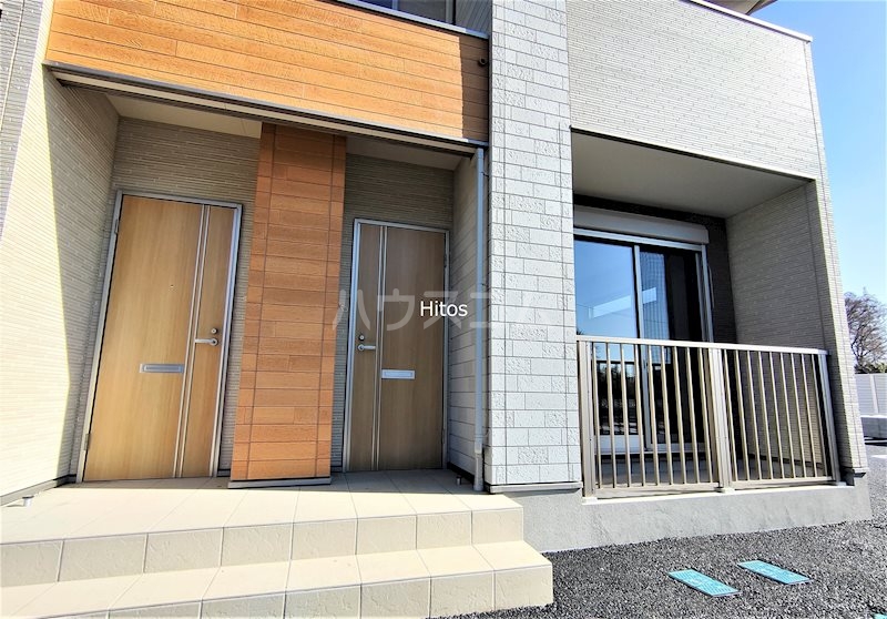 2/5 エントランス