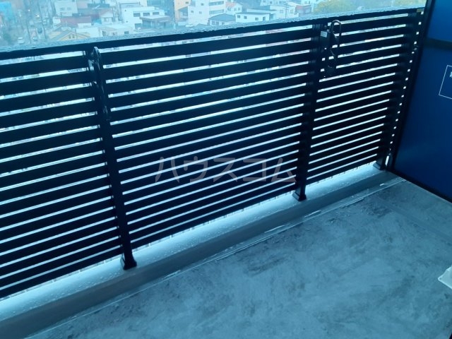 21/30 バルコニー