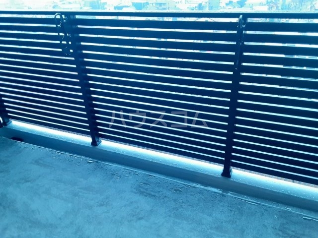 19/30 バルコニー