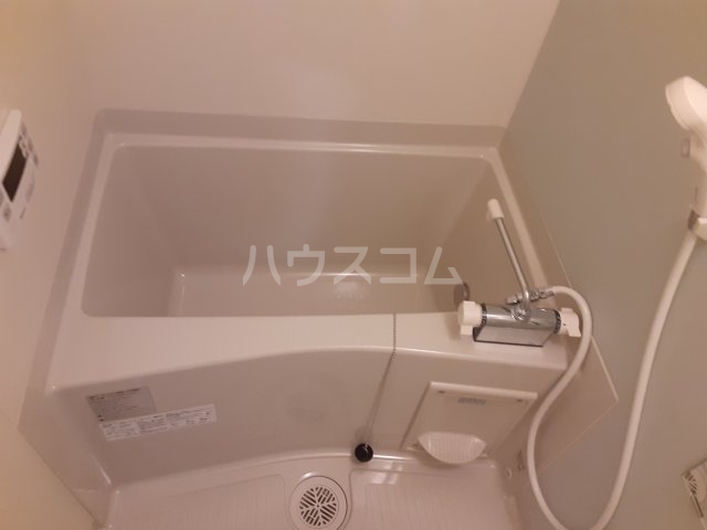 17/30 浴室