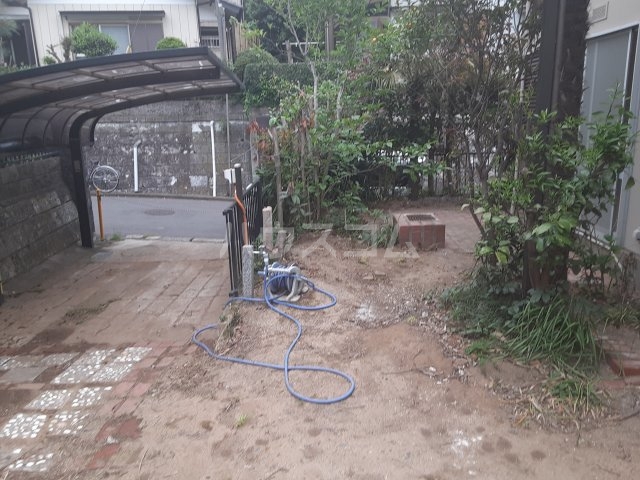 17/18 駐車場