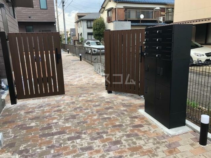 パティオエントランス