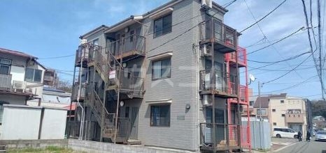 2/4 エントランス