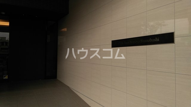 21/28 エントランス