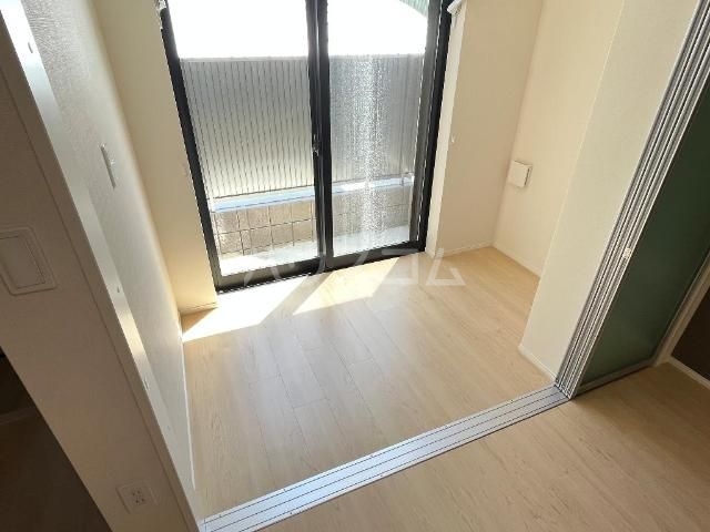 14/23 バルコニー