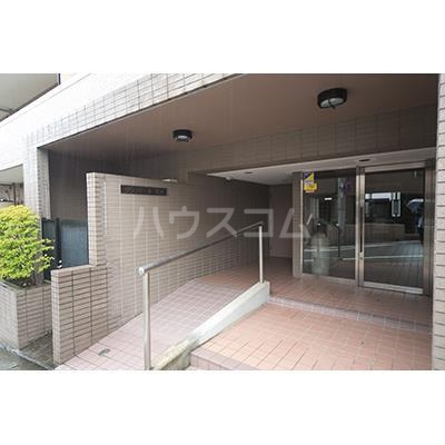 17/27 エントランス