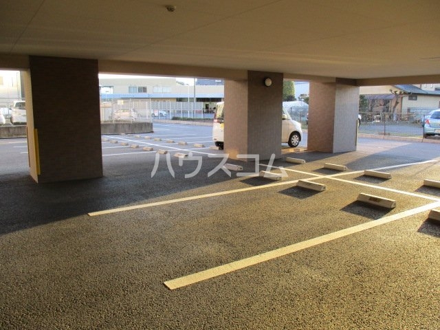 24/30 駐車場