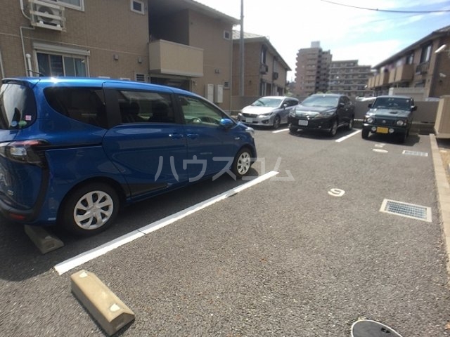 3/4 駐車場