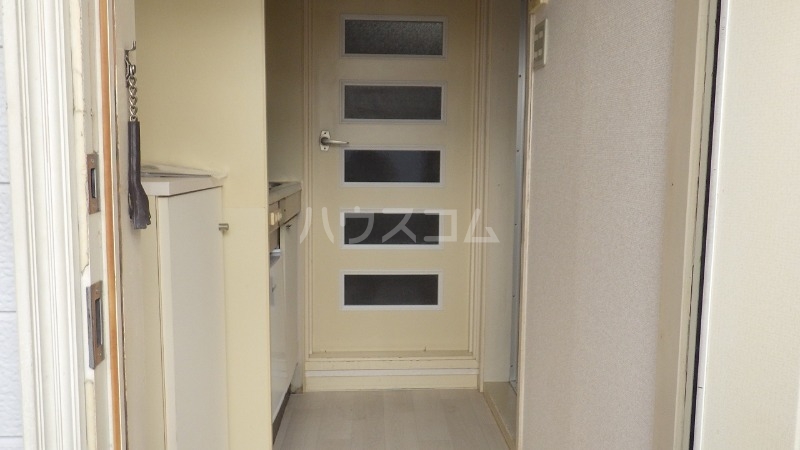 2/3 エントランス