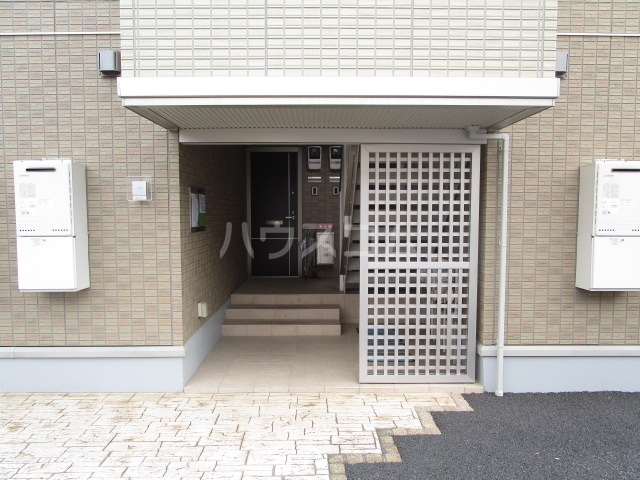 2/10 エントランス