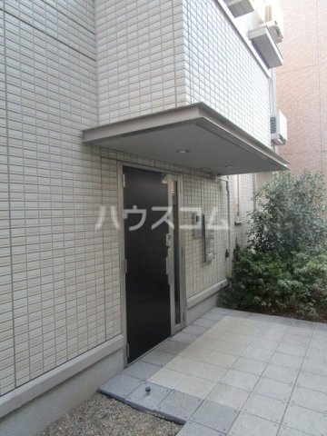 22/30 エントランス