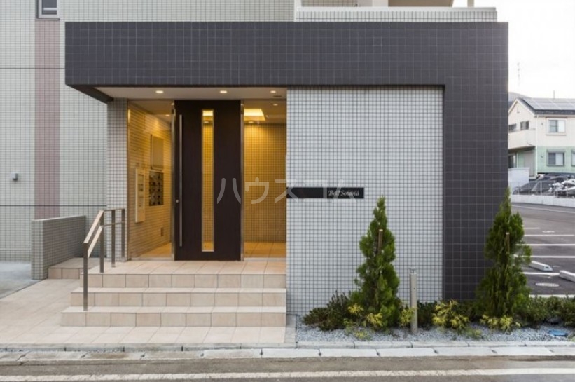 13/24 エントランス