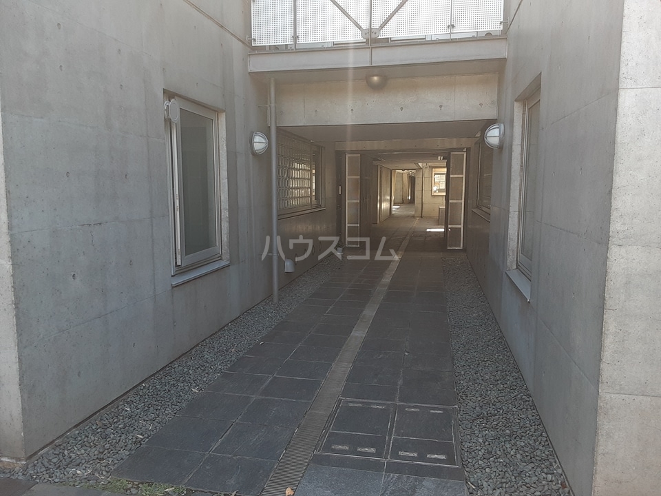 2/11 エントランス