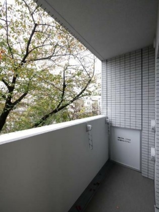 13/21 バルコニー