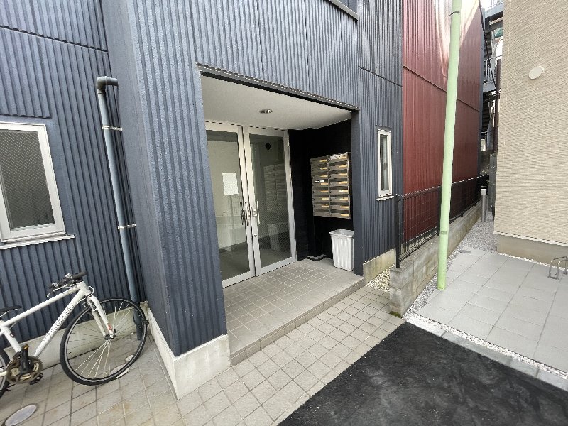 21/24 エントランス