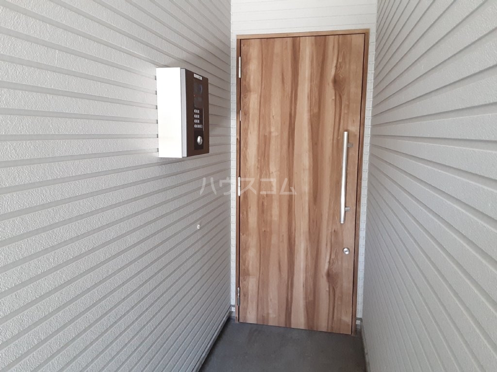 2/3 エントランス