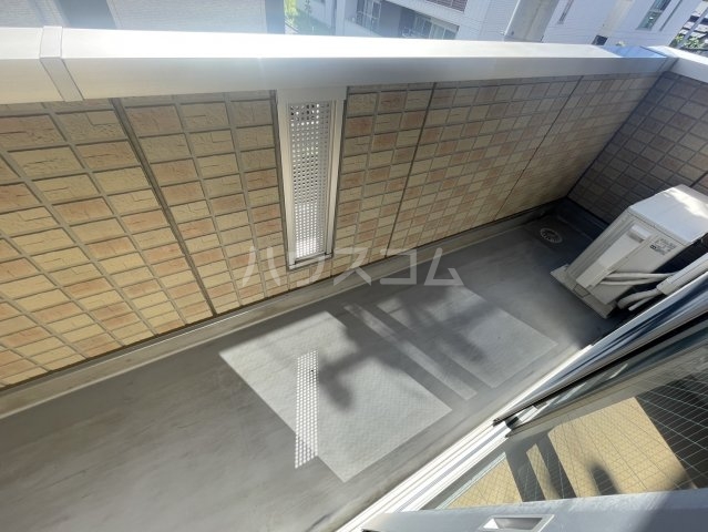 20/30 バルコニー