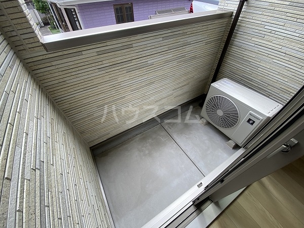 20/30 バルコニー