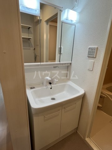 17/30 洗面