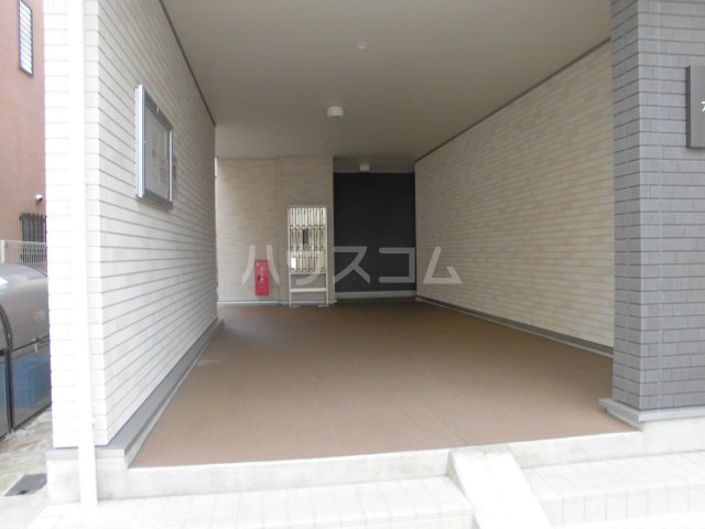 21/24 エントランス