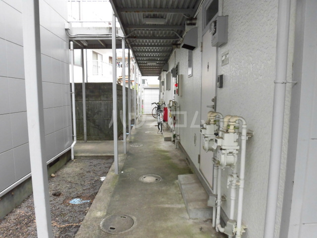 20/29 エントランス