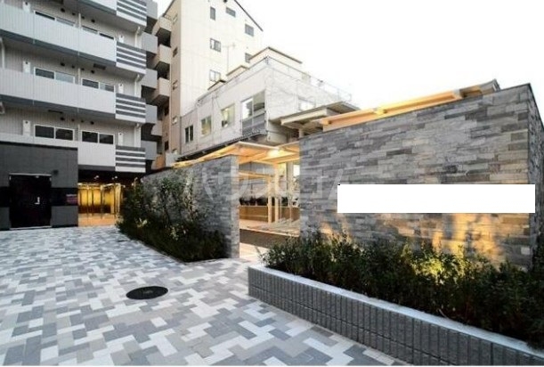 15/25 エントランス