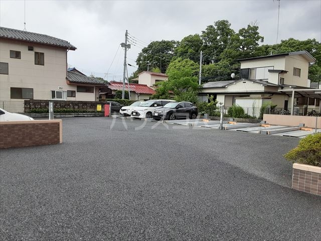 17/25 駐車場