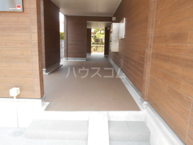 21/21 エントランス